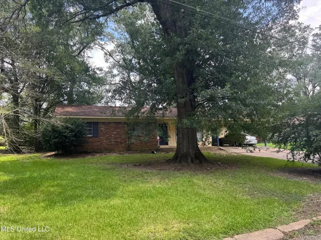 $74,500 | 1954 Longwood Drive, Jackson, MS 39212