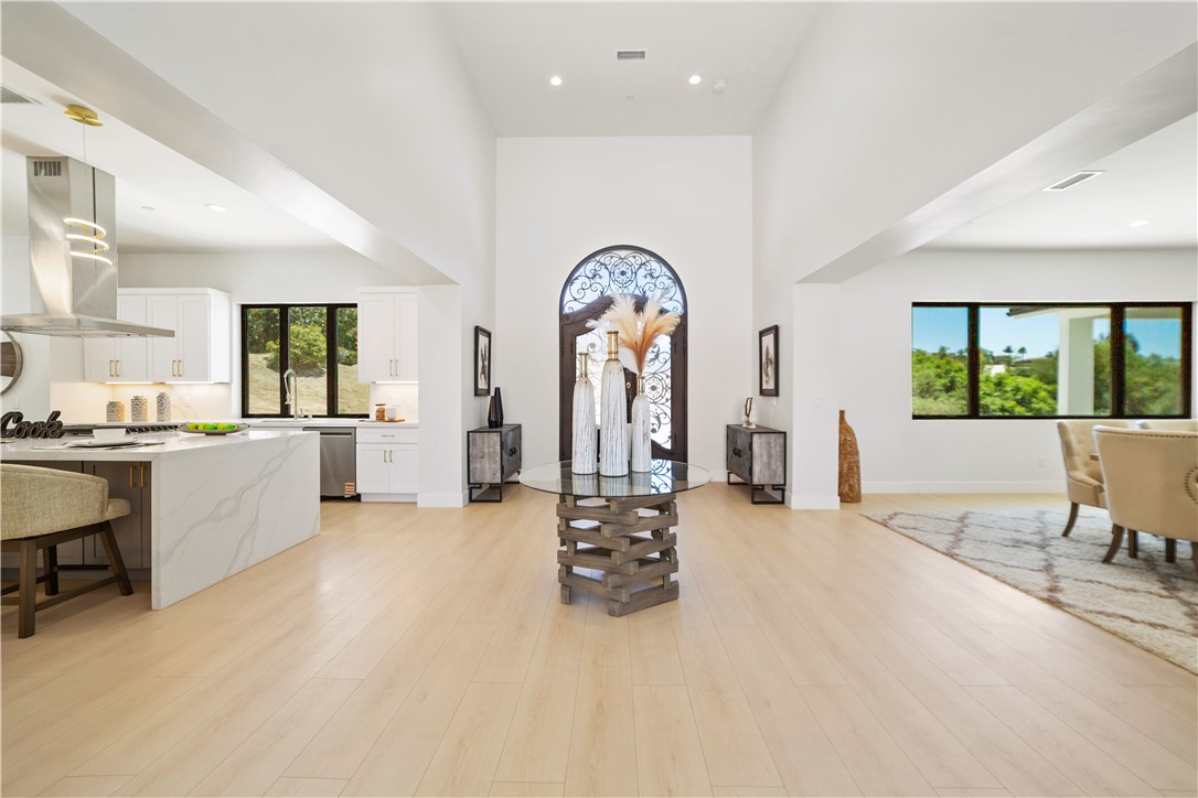 2027 Vía Monserate Fallbrook, CA 92028 - Photo 40 of 66