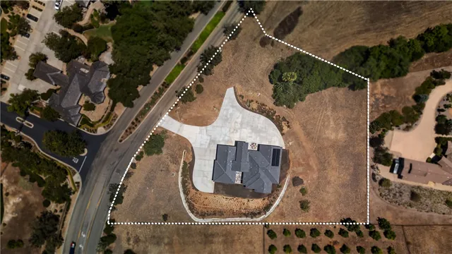 $1,995,000 | 2027 VÃa Monserate, Fallbrook, CA 92028