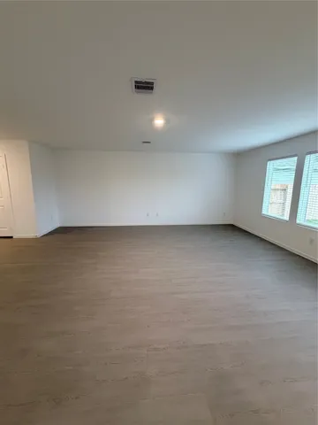 $1,950 | 18712 Loom Drive, Conroe, TX 77306