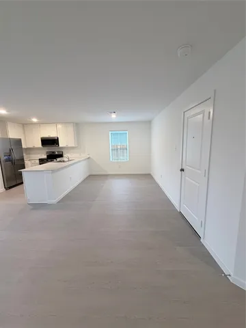 $1,950 | 18712 Loom Drive, Conroe, TX 77306