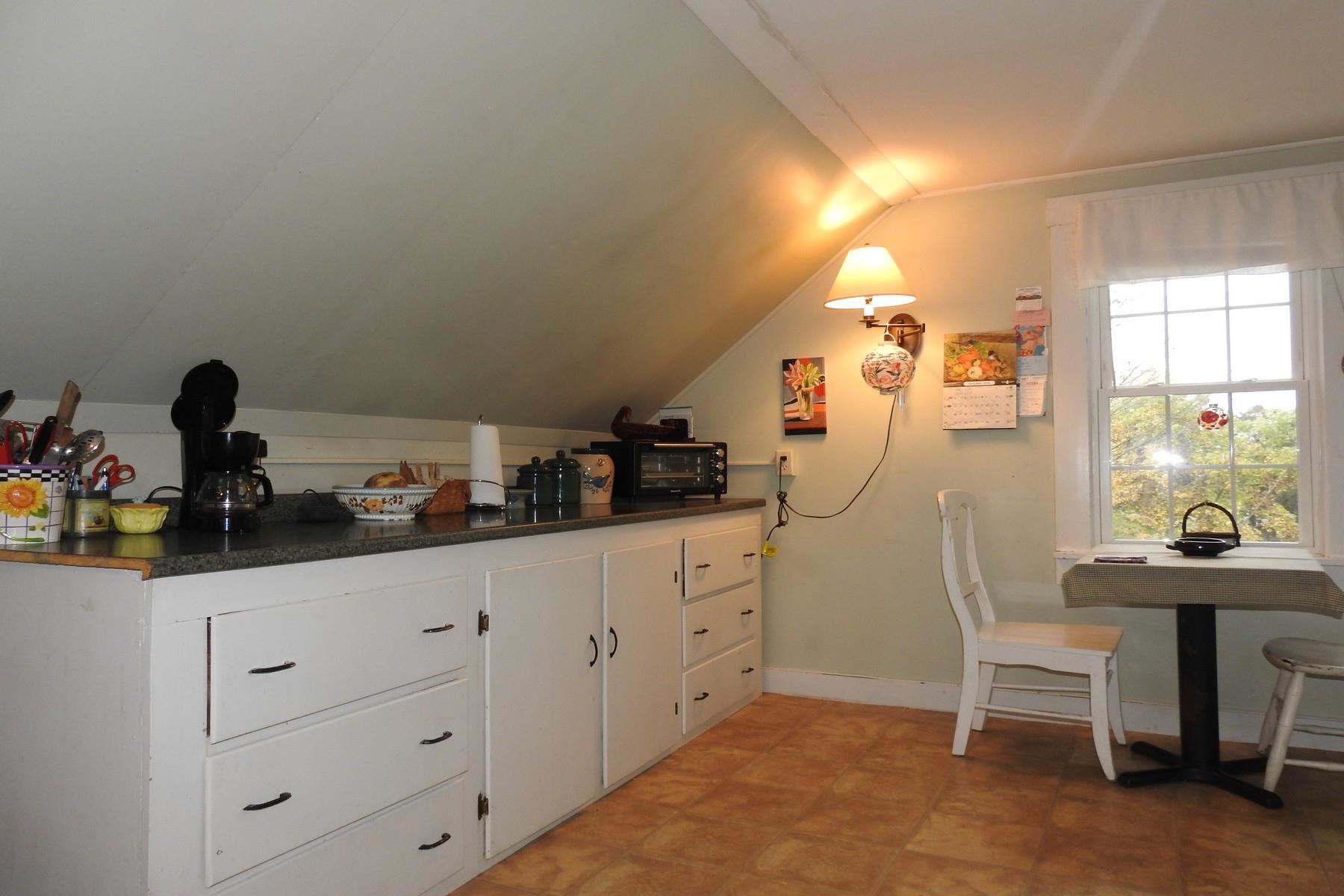 110 Fairview Avenue Rutland, VT 05701 - Photo 15 of 18