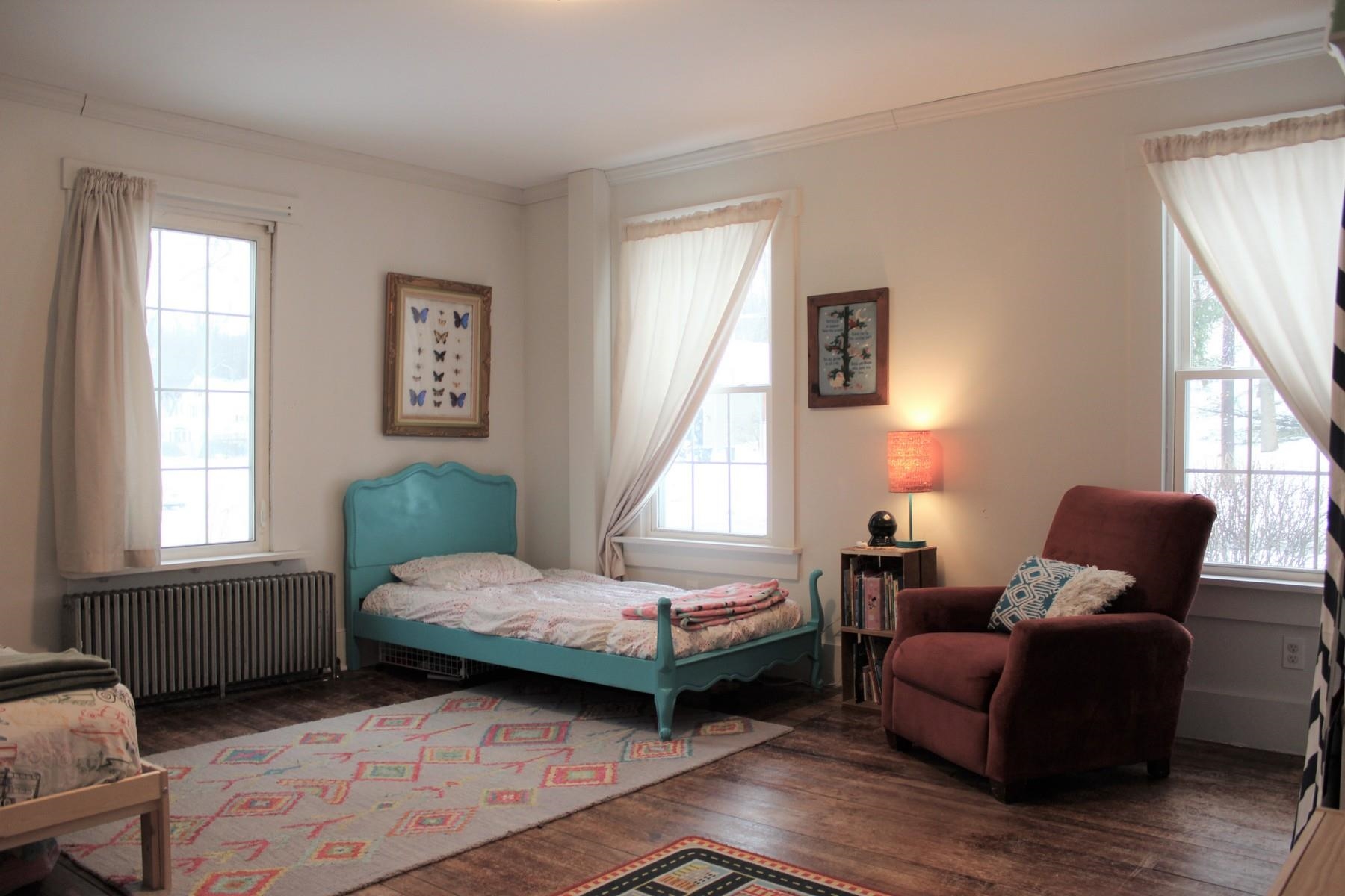 110 Fairview Avenue Rutland, VT 05701 - Photo 5 of 18