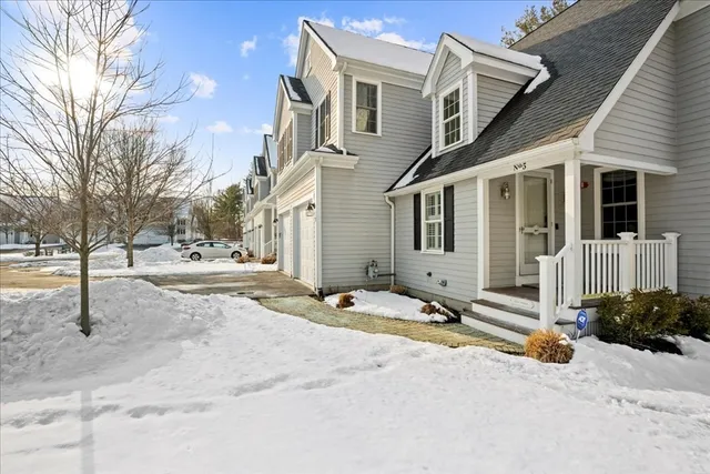$799,900 | 5 Country Candle Lane, Unit 5, Northborough, MA 01532