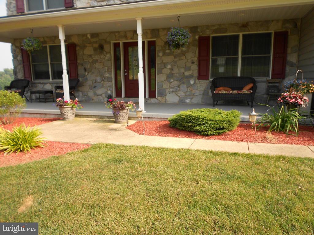 285 Dead End Road Lititz, PA 17543 - Photo 12 of 38