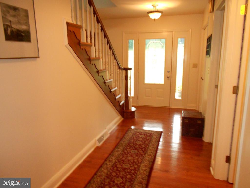 285 Dead End Road Lititz, PA 17543 - Photo 20 of 38
