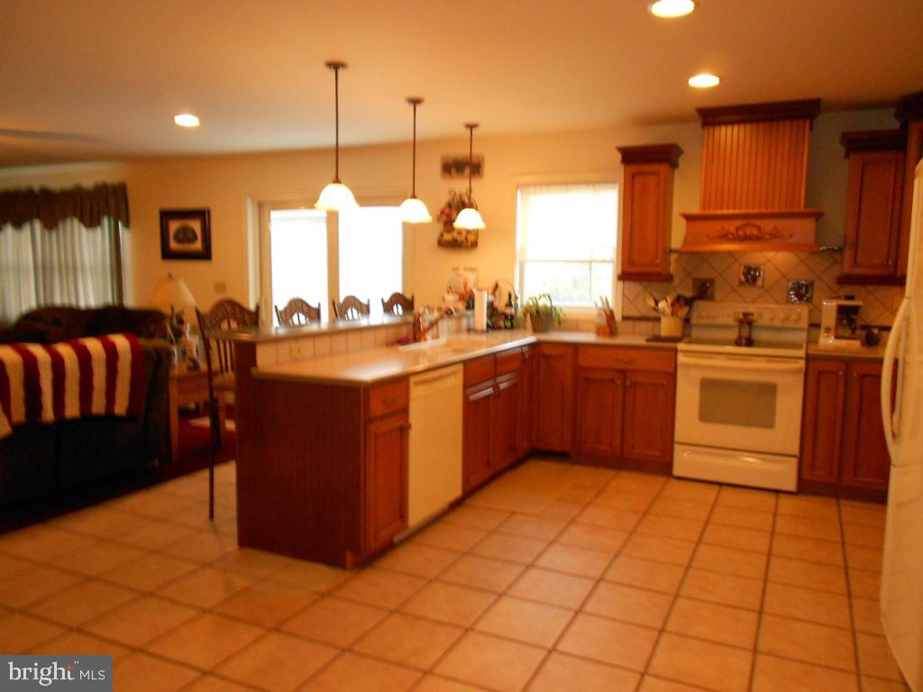 285 Dead End Road Lititz, PA 17543 - Photo 24 of 38