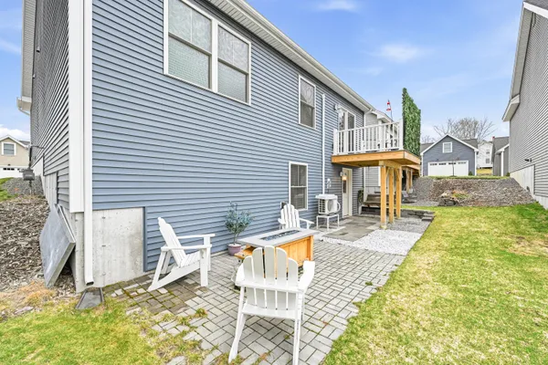 $549,000 | 12 Natalee Drive, Unit 16, Gorham, ME 04038