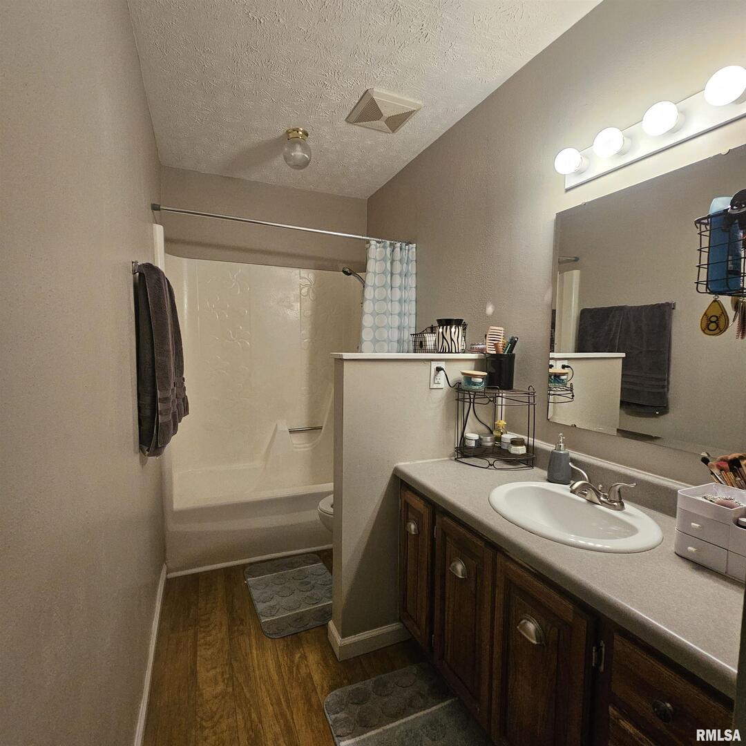 1011 Blueberry Hill Avenue Mount Vernon, IL 62864 - Photo 18 of 45