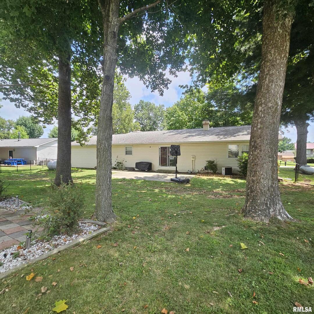 1011 Blueberry Hill Avenue Mount Vernon, IL 62864 - Photo 44 of 45