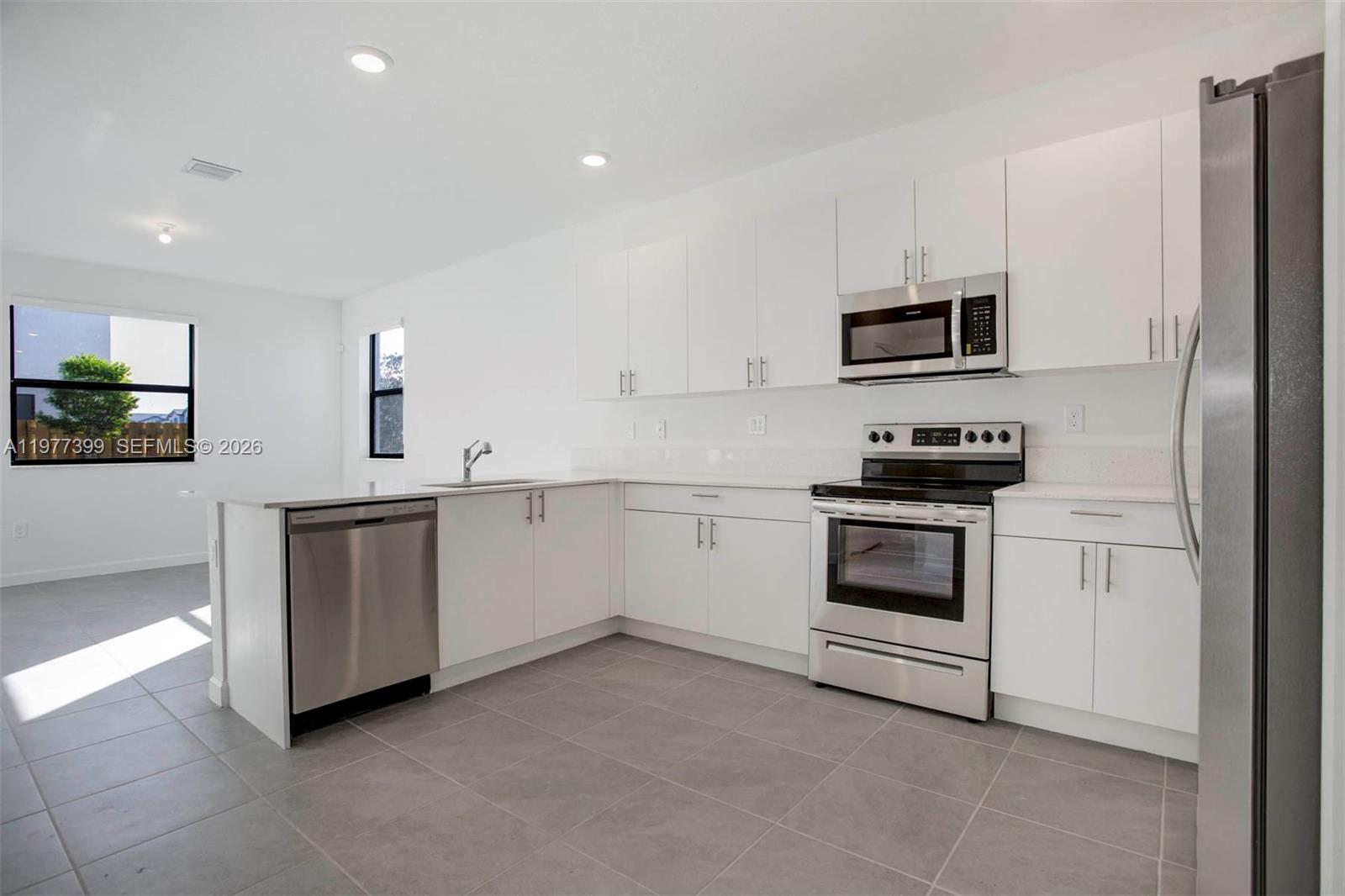 28593 Southwest 134th Court, Unit 28593 Homestead, FL 33033 - Photo 5 of 23
