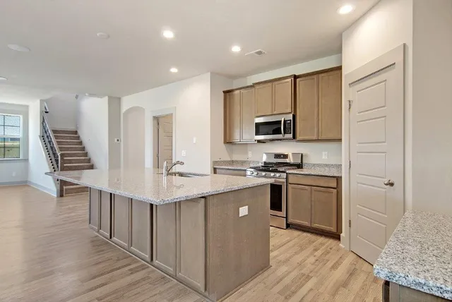 $499,000 | 225 Creek Pointe Drive, Moncks Corner, SC 29461