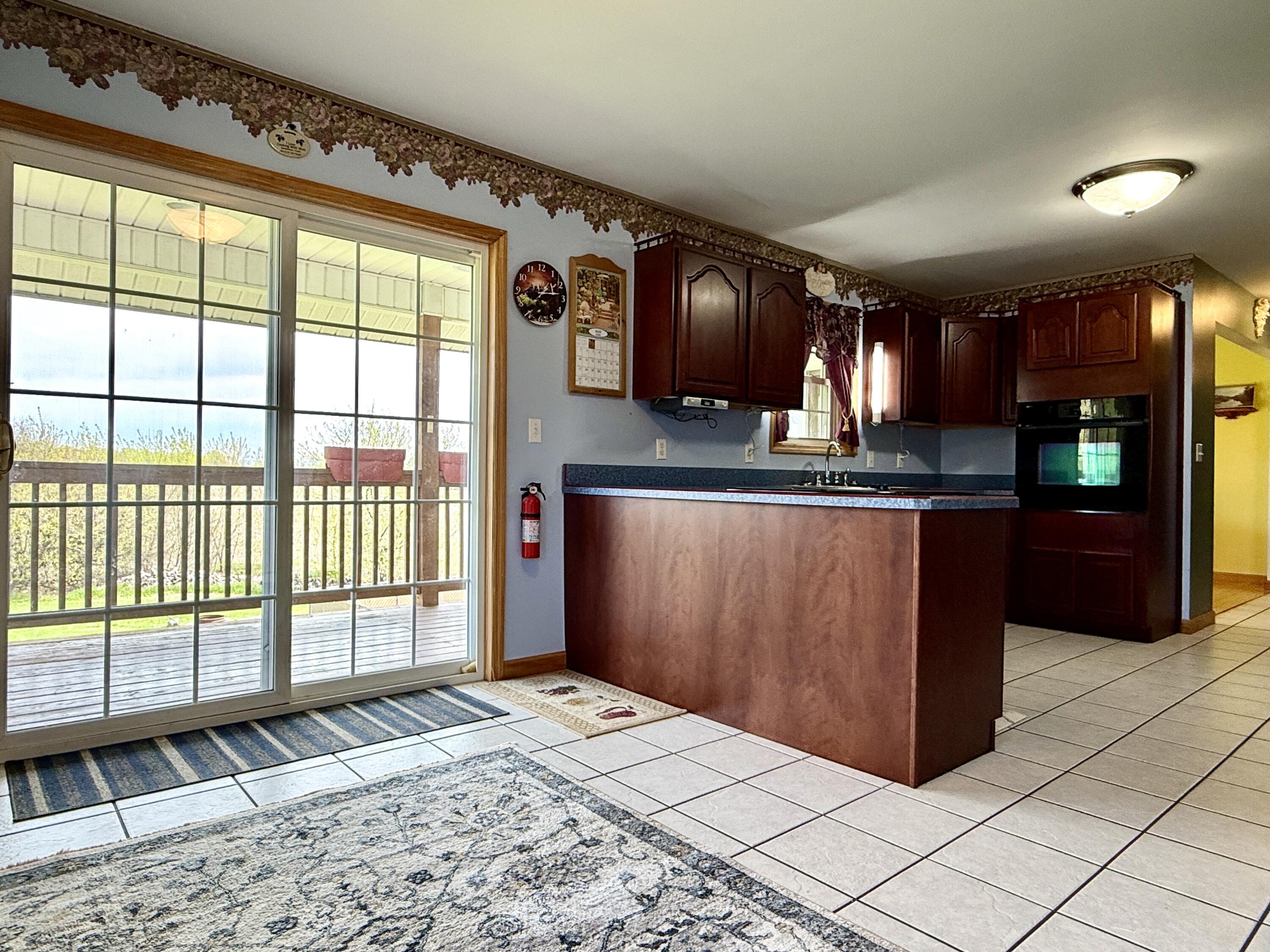 596 Dubois Road Champlain, NY 12919 - Photo 9 of 51 Eat-In Kitchen