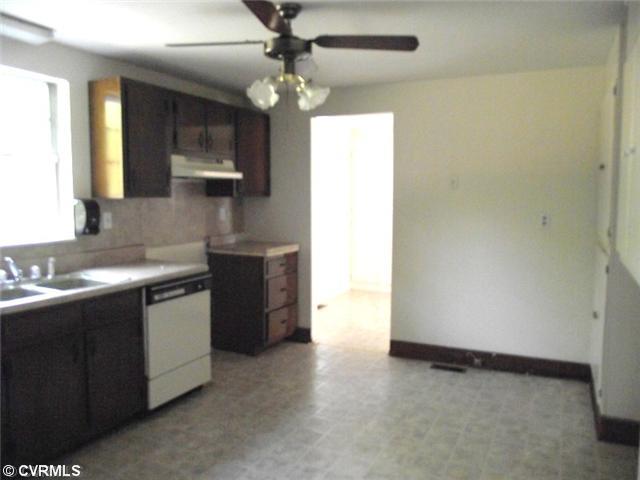 5901 Crabtree Road Richmond, VA 23234 - Photo 3 of 9 Gallery Image 3