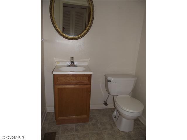 5901 Crabtree Road Richmond, VA 23234 - Photo 5 of 9 Gallery Image 5