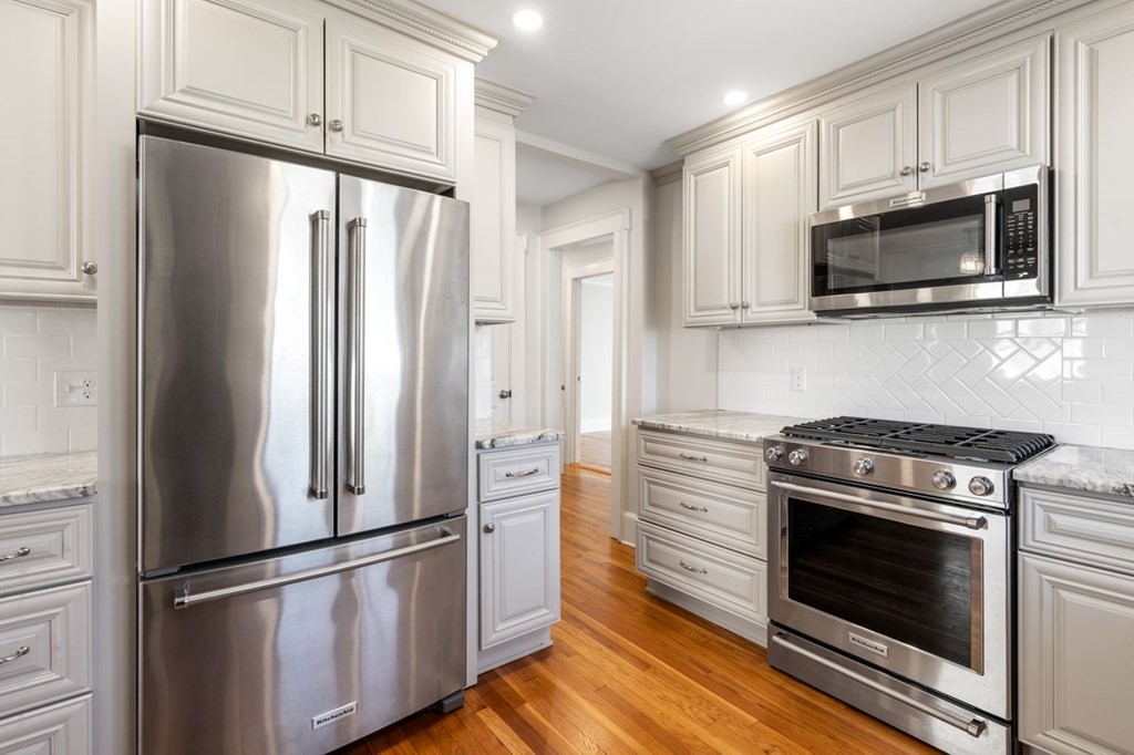 141-143 Eastbourne Road Newton, MA 02459 - Photo 15 of 24 Gallery Image 15