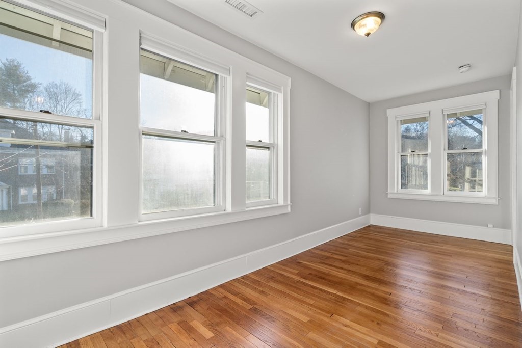 141-143 Eastbourne Road Newton, MA 02459 - Photo 7 of 24 Gallery Image 7