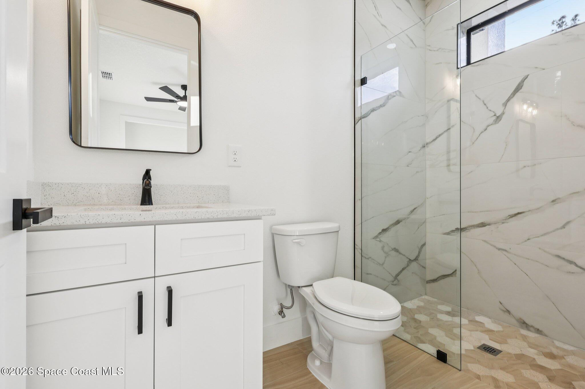 3271 Hall Road Southeast Palm Bay, FL 32909 - Photo 19 of 27 Bathroom 2
