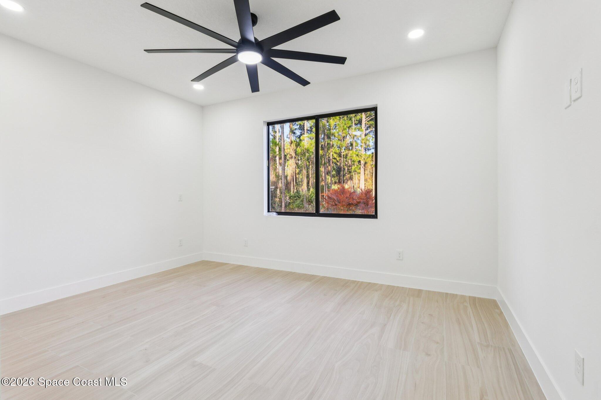 3271 Hall Road Southeast Palm Bay, FL 32909 - Photo 20 of 27 Room 3