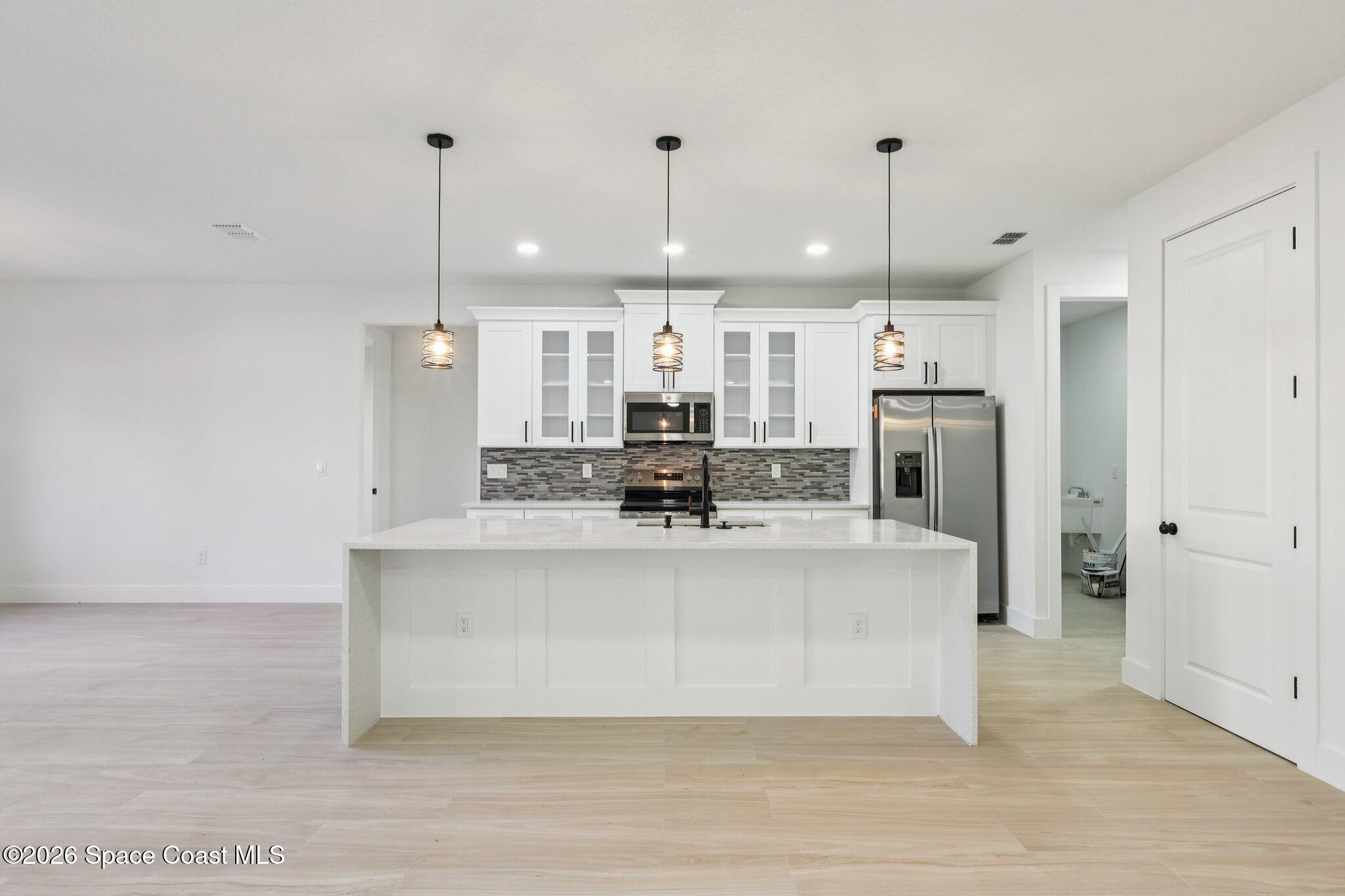 3271 Hall Road Southeast Palm Bay, FL 32909 - Photo 7 of 27 kitchen
