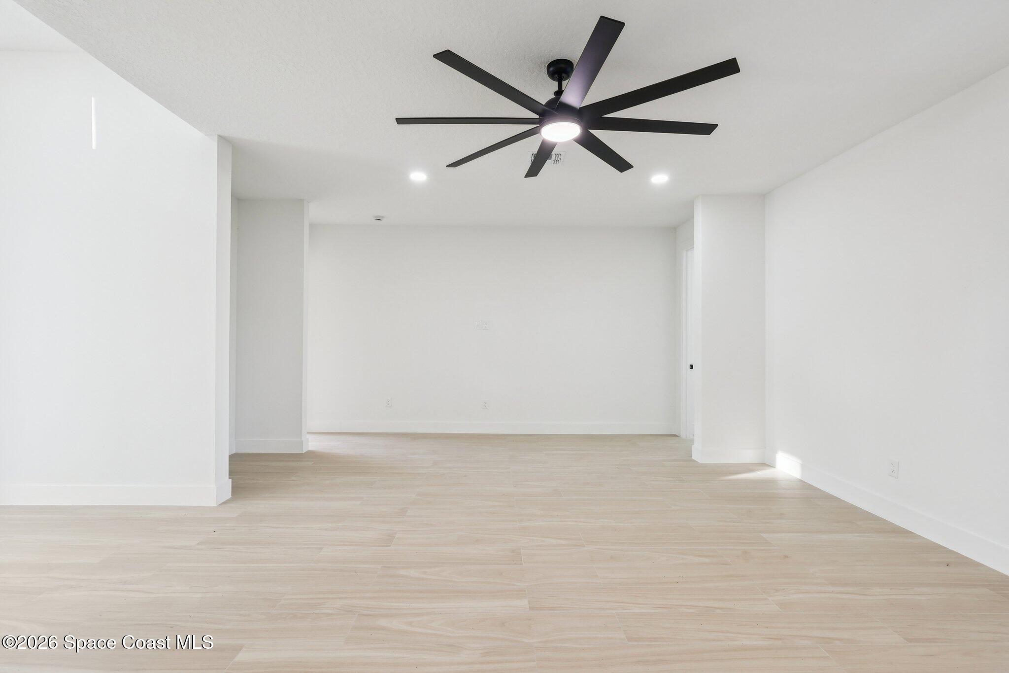3271 Hall Road Southeast Palm Bay, FL 32909 - Photo 10 of 27 Living Room