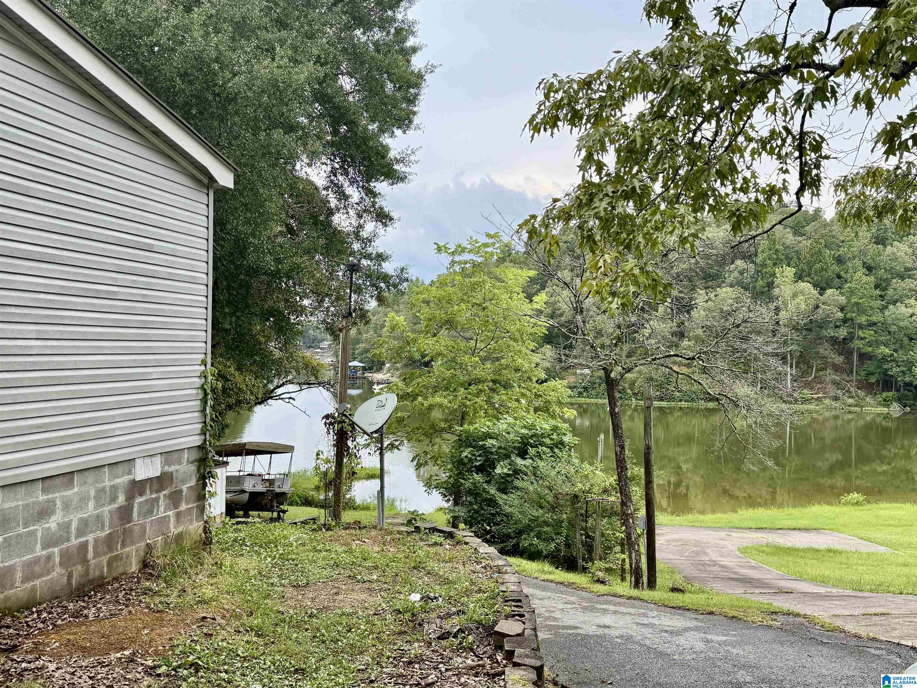 164 Bayou Ridge Lane Talladega, AL 35160 - Photo 7 of 32