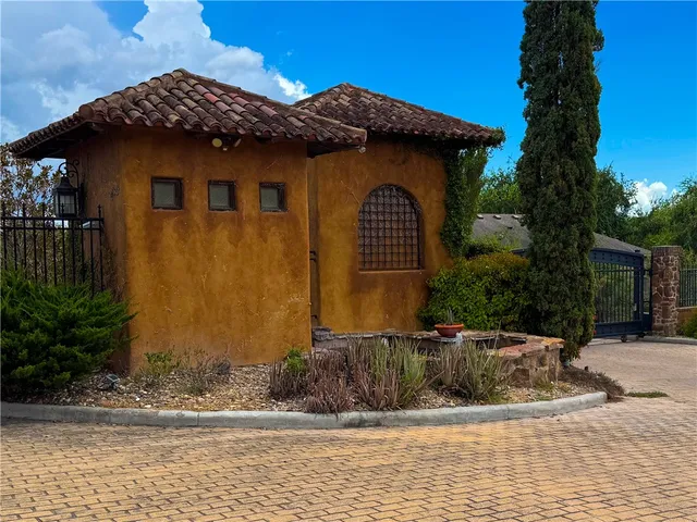 $416,000 | 15357 Chianti Lane, Corpus Christi, TX 78410