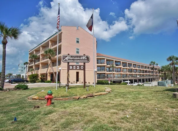 $1,400 | 9520 Seawall Boulevard, Unit 235, Galveston, TX 77554
