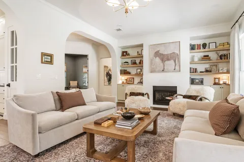 $595,000 | 118 Cold Springs Drive, Georgetown, TX 78633
