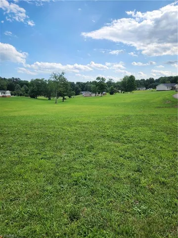 $40,000 | 0 Maple Glen Court, State Road, NC 28676