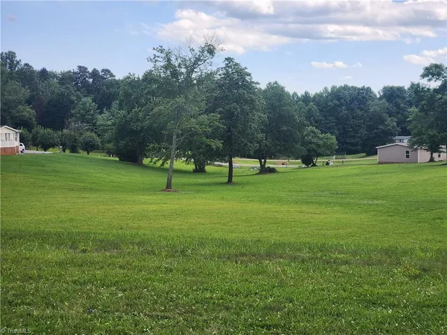 $40,000 | 0 Maple Glen Court, State Road, NC 28676