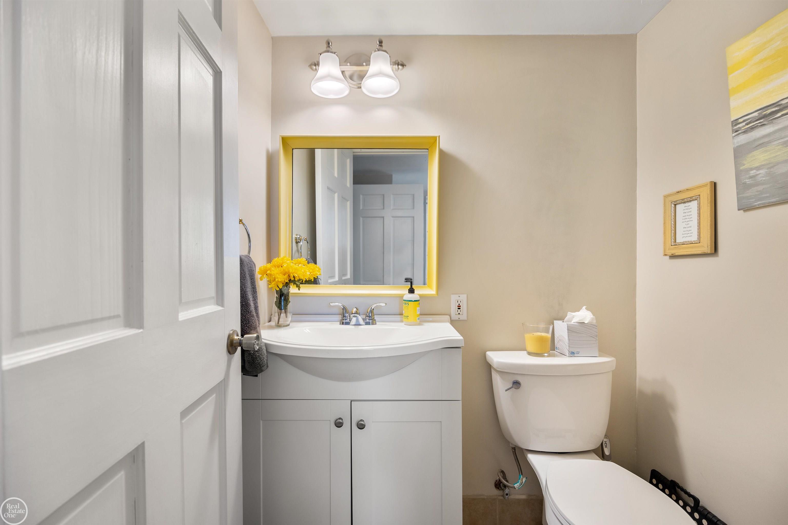 704 Pemberton Road Grosse Pointe, MI 48230 - Photo 33 of 75 50135490-c44c48bc-76a2-4252-8c01-d694e8079888.JPG