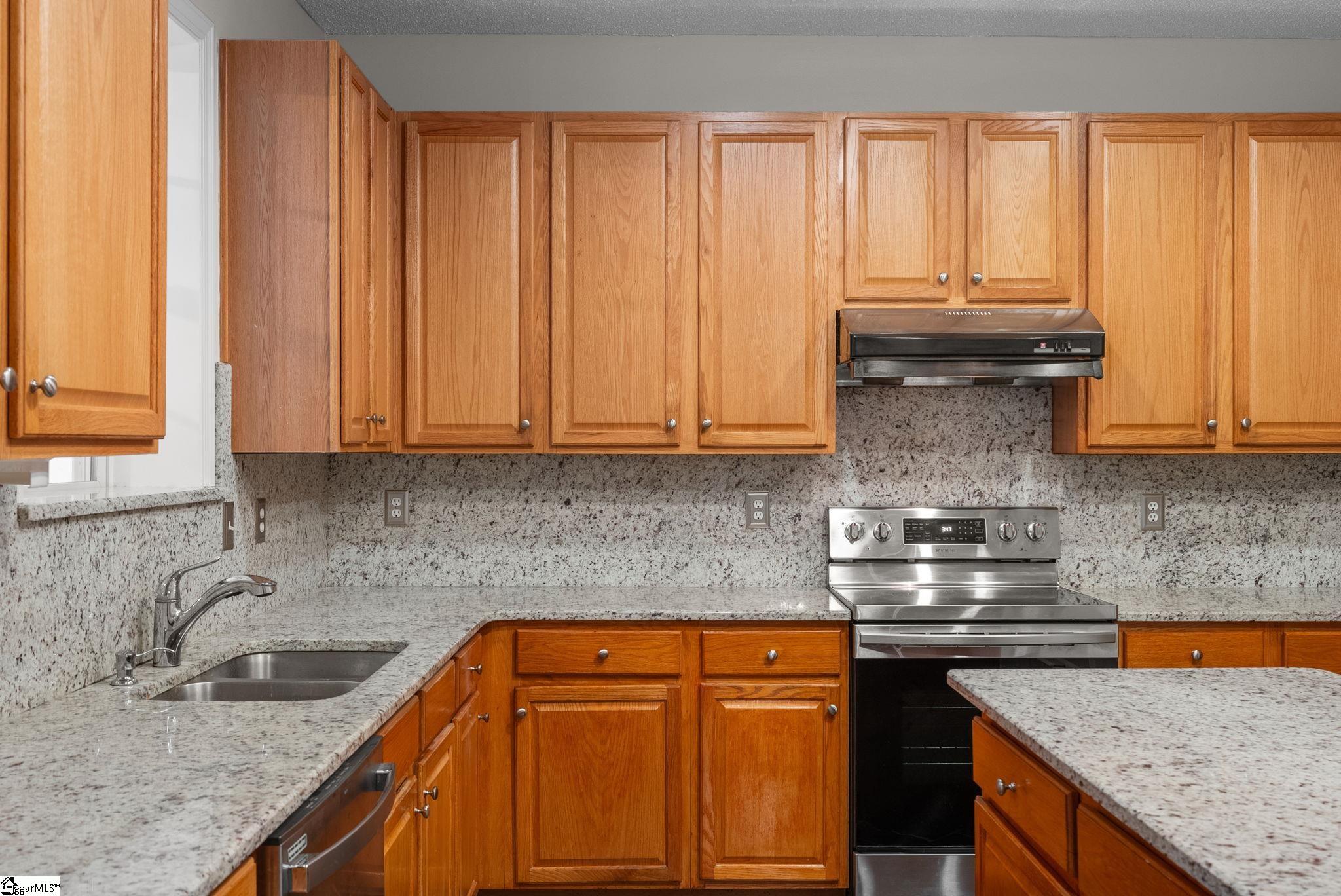 100 West Sundance Drive Easley, SC 29642 - Photo 11 of 40