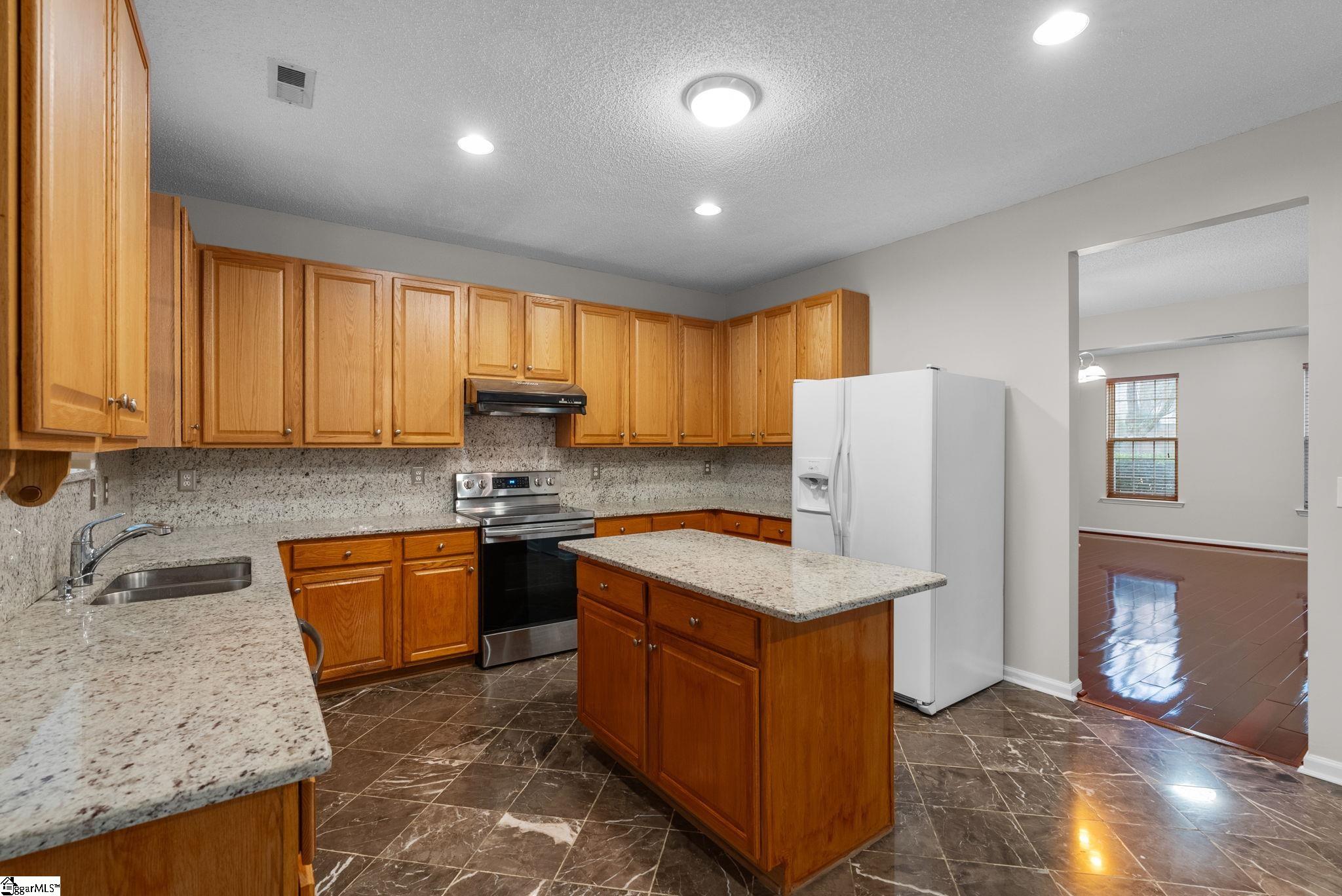 100 West Sundance Drive Easley, SC 29642 - Photo 13 of 40