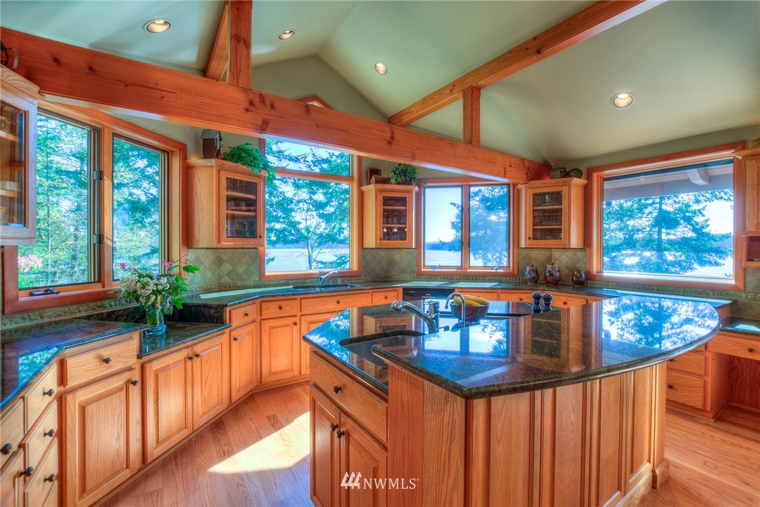 492 Exton Road Orcas Island, WA 98280 - Photo 12 of 25 Gallery Image 12