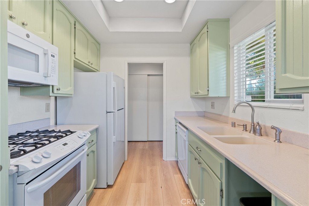 121 Flag Way, Unit C Paso Robles, CA 93446 - Photo 11 of 38