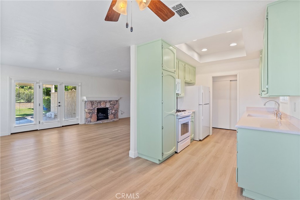 121 Flag Way, Unit C Paso Robles, CA 93446 - Photo 13 of 38