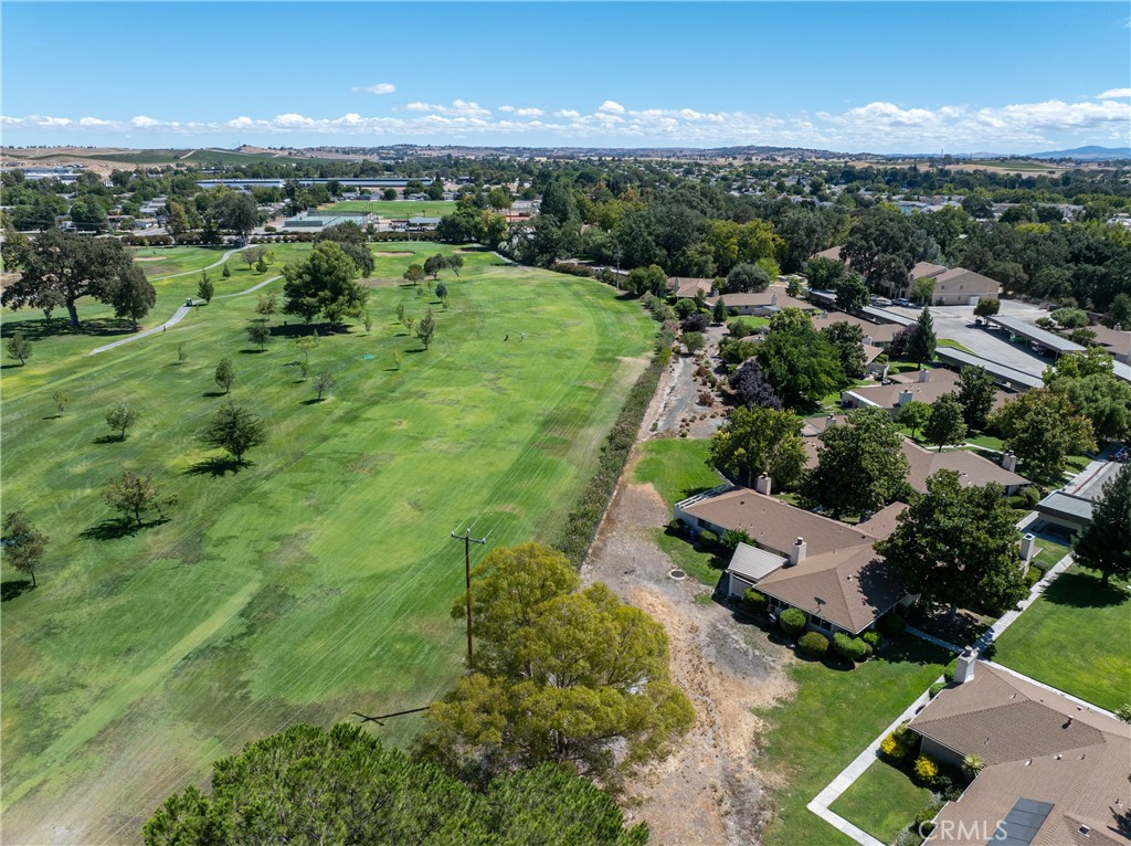 121 Flag Way, Unit C Paso Robles, CA 93446 - Photo 34 of 38