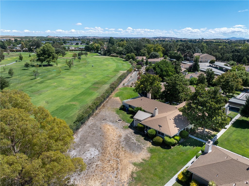 121 Flag Way, Unit C Paso Robles, CA 93446 - Photo 35 of 38