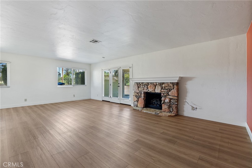 121 Flag Way, Unit C Paso Robles, CA 93446 - Photo 6 of 38