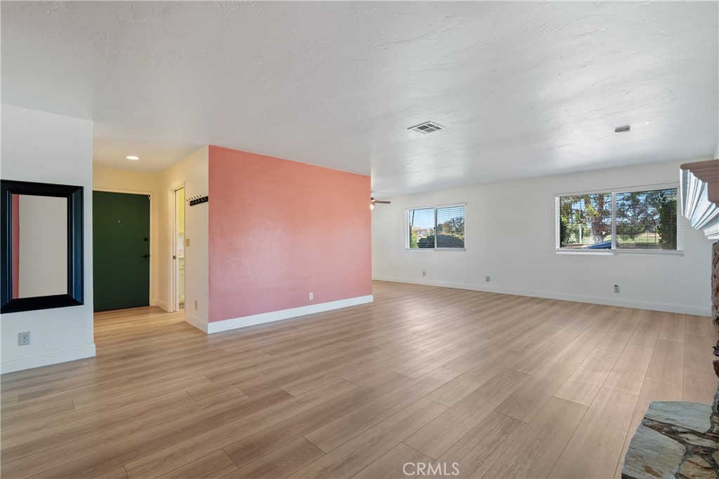 121 Flag Way, Unit C Paso Robles, CA 93446 - Photo 7 of 38