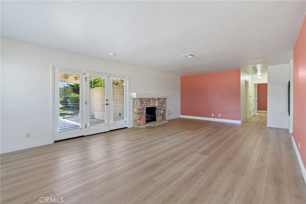 121 Flag Way, Unit C Paso Robles, CA 93446 - Photo 8 of 38