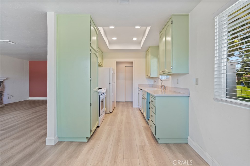 121 Flag Way, Unit C Paso Robles, CA 93446 - Photo 10 of 38