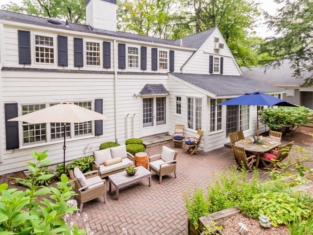 146 Arnold Road Newton, MA 02459 - Photo 37 of 42 Gallery Image 37