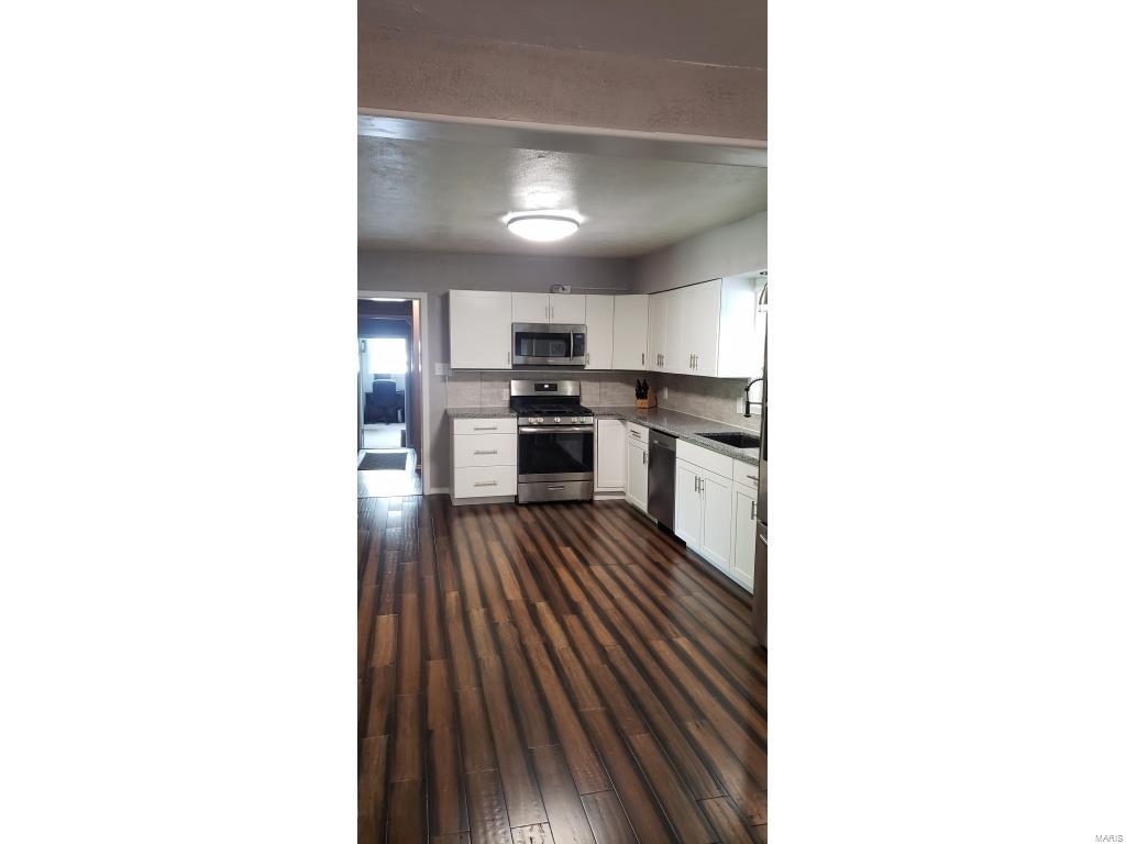 8318 Old Lebanon Troy Road Troy, IL 62294 - Photo 14 of 36 Gallery Image 14