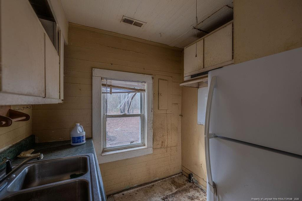 879 Jordan Road Autryville, NC 28318 - Photo 9 of 21 Photo 9