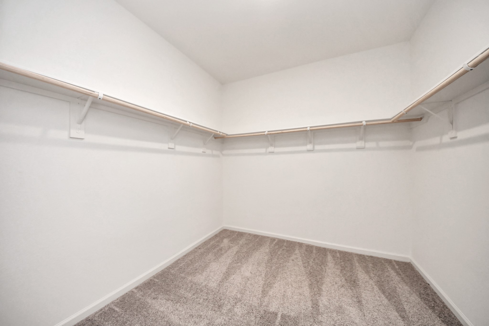 10307 Costa Ter Drive Rosharon, TX 77583 - Photo 32 of 49 a view of a room with shelf on the wall