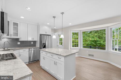 6317 Lenox Road Bethesda, MD 20817 - Photo 14 of 32 Kitchen