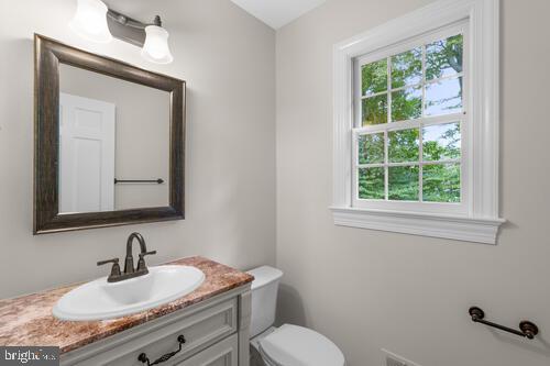6317 Lenox Road Bethesda, MD 20817 - Photo 18 of 32 1st floor powder room