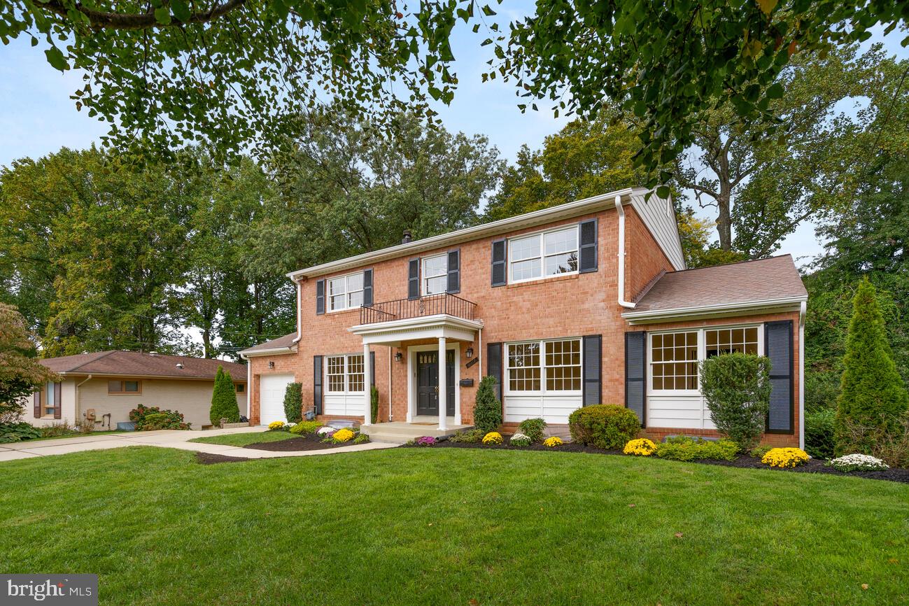 6317 Lenox Road Bethesda, MD 20817 - Photo 4 of 32 Gallery Image 4